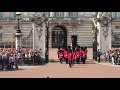 Queen’s guards buckingham palace