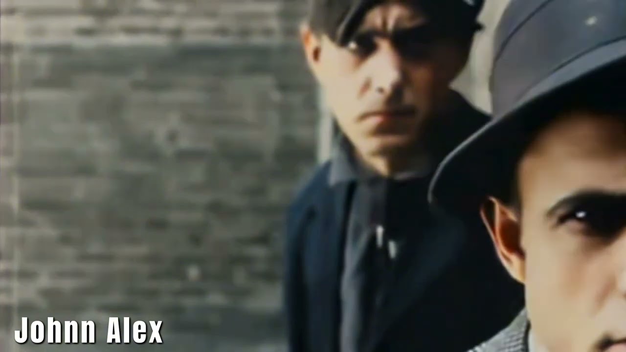 Artista: Morrissey - Canção: The Monsters of Pig Alley (Áudio de excelente qualidade, mesa de som).