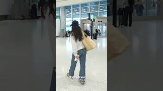 Watch as ICE agents move through Newark Airport, March 23