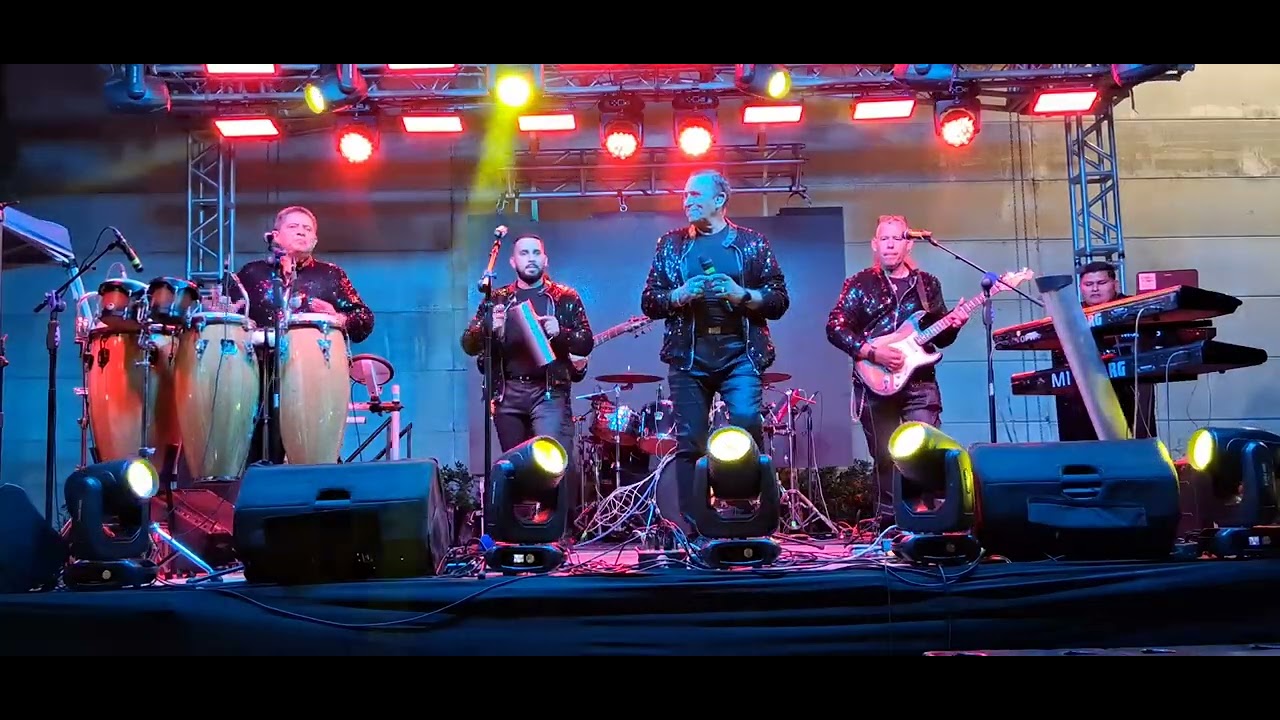 RAMIRO VÁZQUEZ Y SUS MOJA2 - TONTA (VOZ ORIGINAL) EN MATAMOROS TAMPS 2025