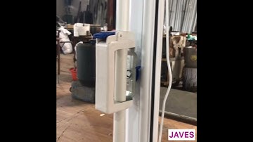 Portable Indoor&Outdoor Tripod Stand Projector Screen  4K HD Backyard Movie Projection Screen