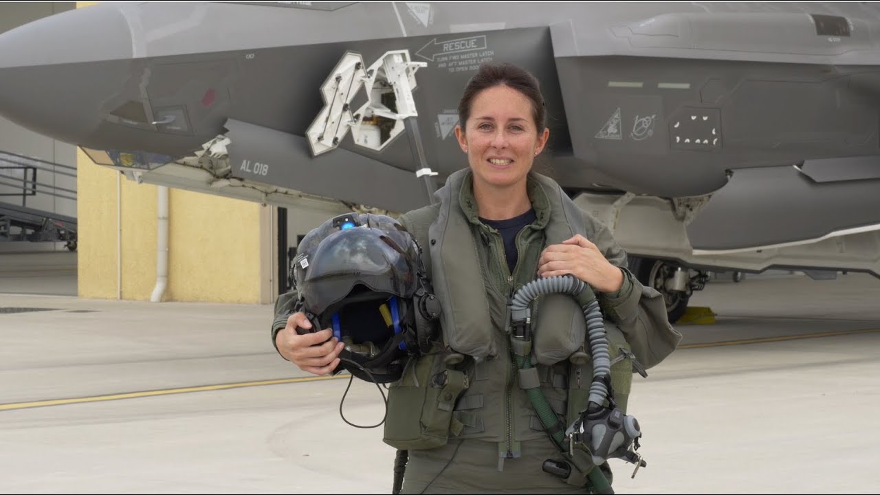 Come si diventa piloti di F35?