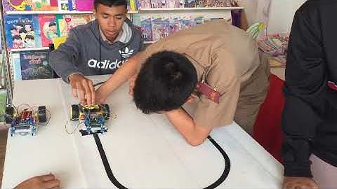 หุ่นยนต์วิ่งตามเส้นด้วยอาร์ดูโน Line Follower Car Robot using Arduino