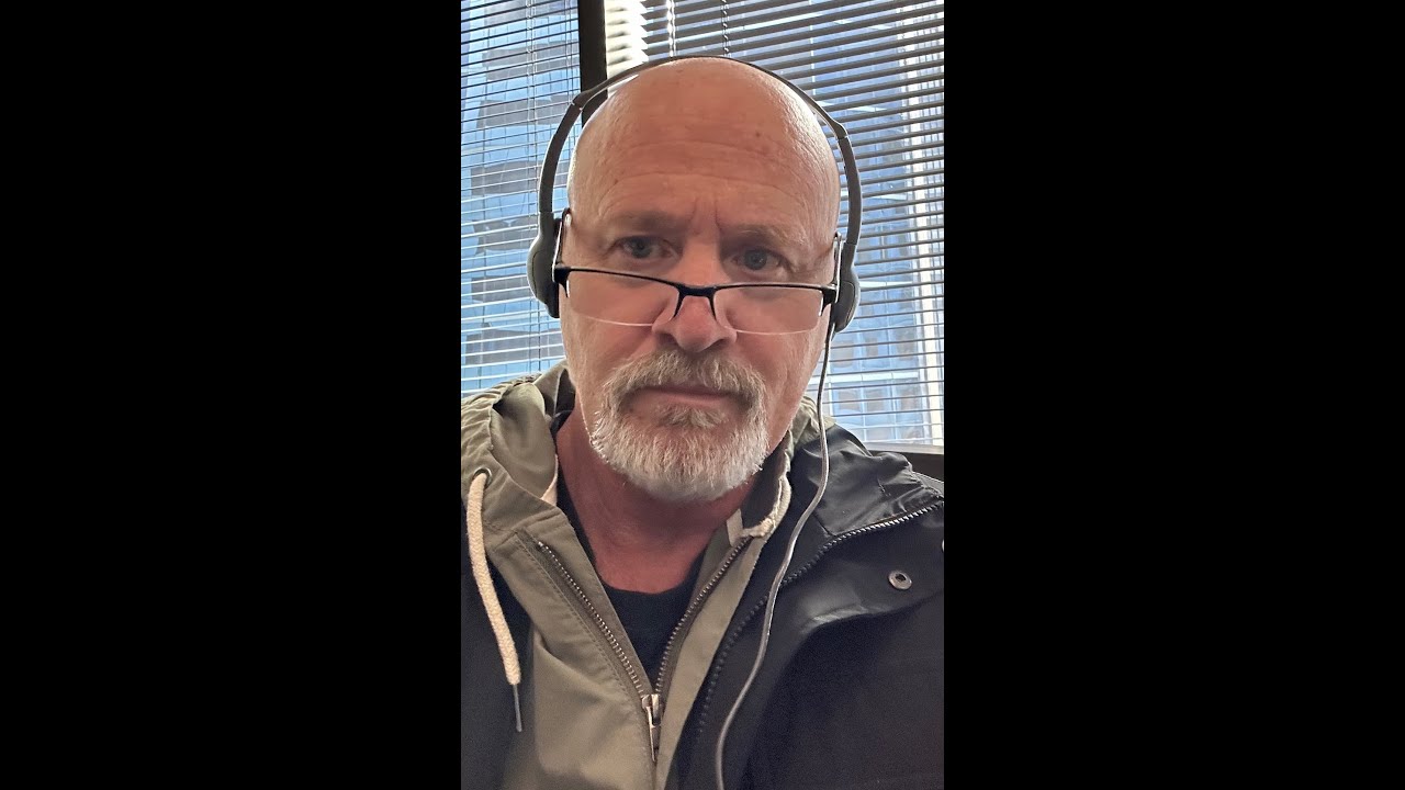 Трамп, нарушив правила суда, нападает на судью Энгорона во время заключительной речи на суде по д...