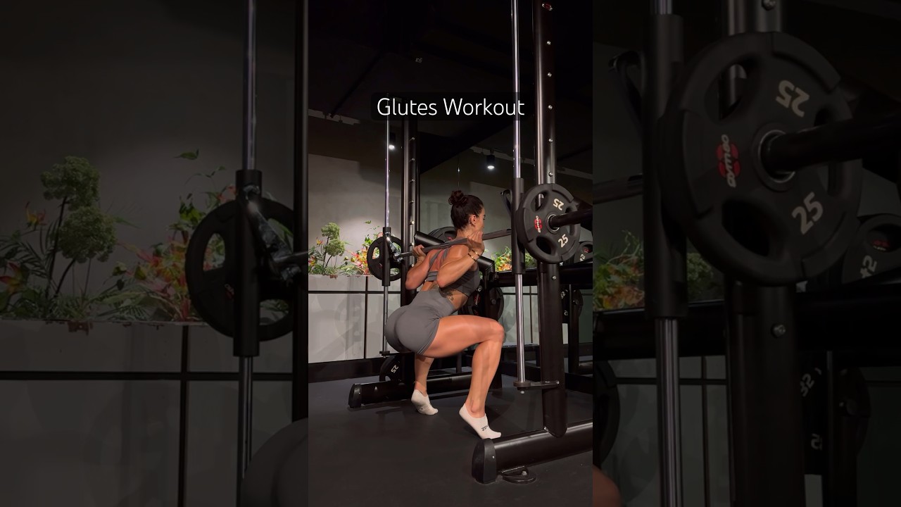 Incredible Smith Machine Glutes Workout - train with my methods 👉 WeRise App