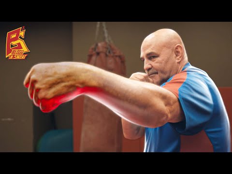 видео: Джеб и левый прямой - разница огромная / Техника бокса олимпийского чемпиона Вячеслава Яновского