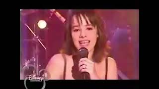 2004-01-14 - Zapping Zone (Disney Channel) - Alizée - A contre courant