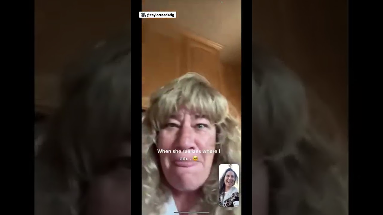 Daughter comes home to surprise her mom during their normal “virtual happy hour” ❤️❤️