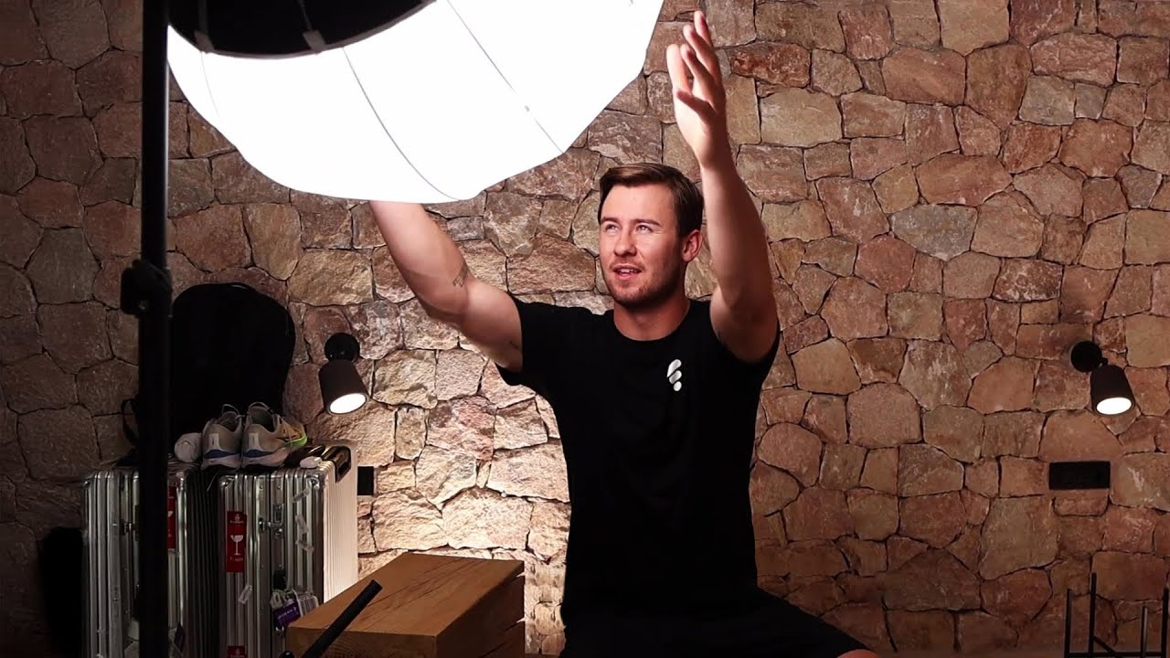 Filming the world's best dropshipping course while travelling