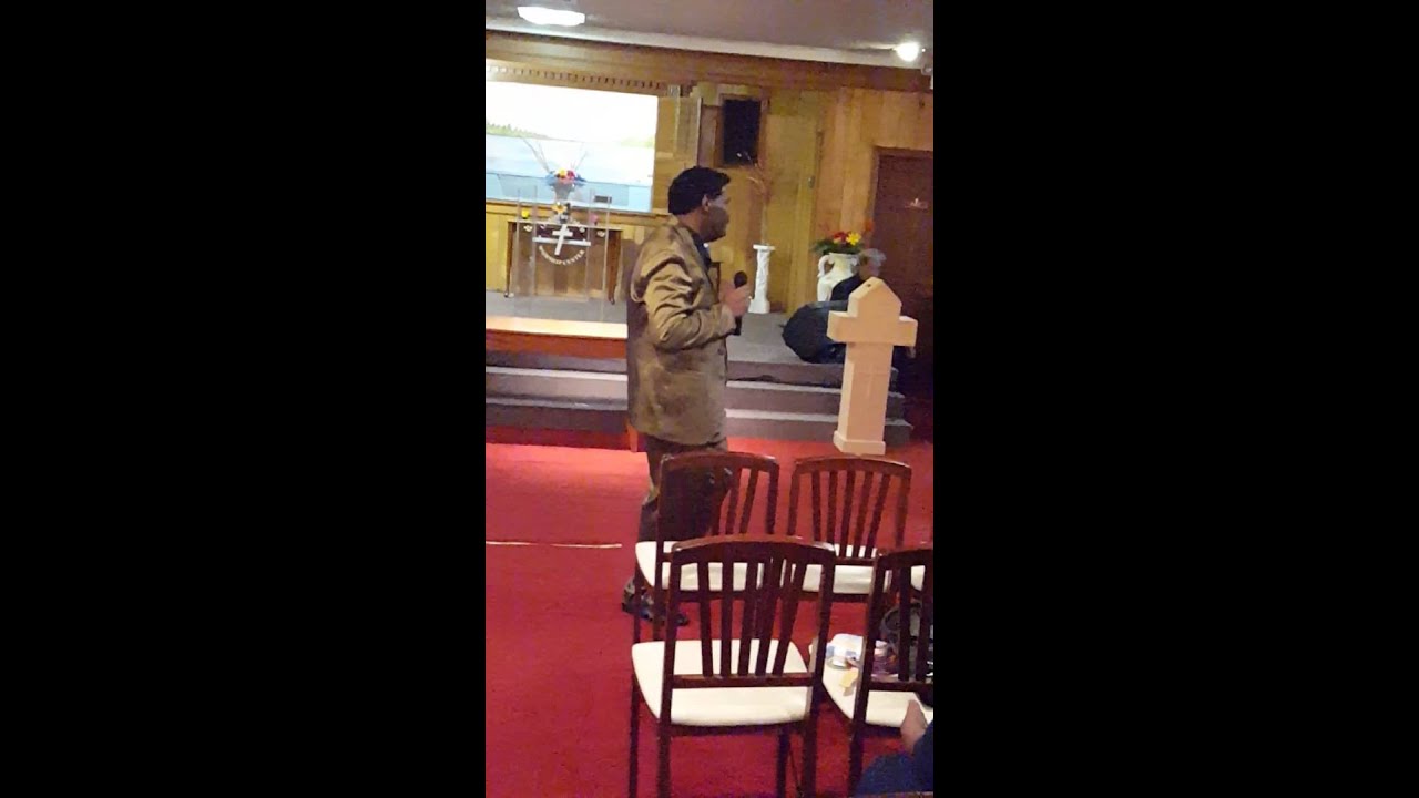 Paul Beasley Singing Walk Around Part 2 YouTube