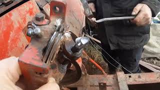 Skidanje petljača sa prese ili balirke Sgorbati