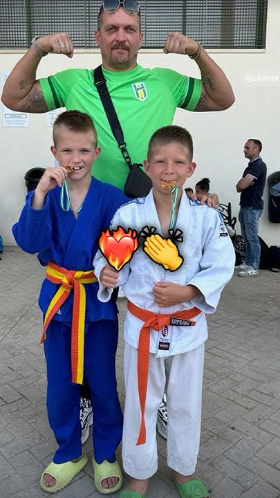 Усик показав, як його син перемагає в дзюдо! Росте новий чемпіон? 🇺🇦💪 # ...