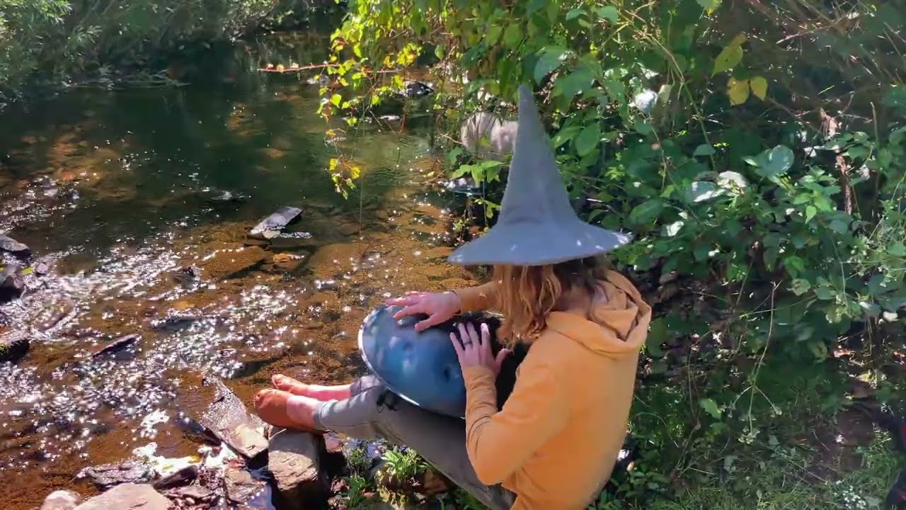 Where the stream catches the light | PANArt Hang + Synth Ambient Music • SideQuest 17