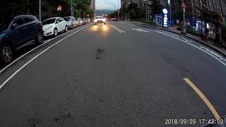 電子後視鏡11地下室