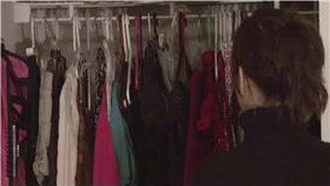 Housekeeping Tips : How to Organize Your Closet by Color Coding
