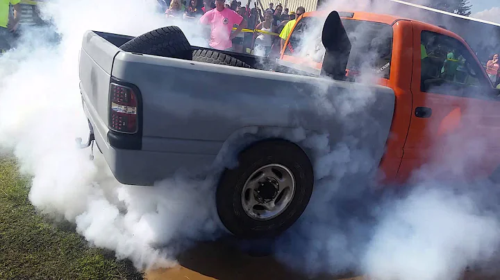 Trevor Pollock burnout 2 Empire Car Show 2014