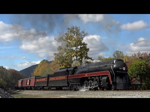 Norfolk And Western 611 in the Shenandoah Valley (in 4K)