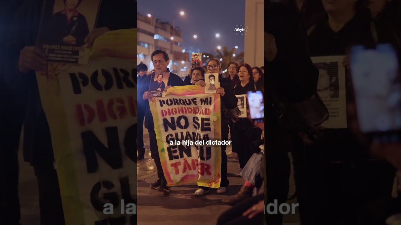 Graduada de la PUCP cuestiona a las élites en su discurso