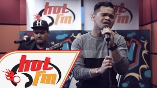 AZMIL - NYAWAKU (LIVE) #AkustikaAMKrew