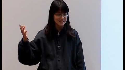 Lillian Lee: Only connect! Two explorations in using graphs for IR and NLP