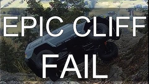 ADVENTUREQUEST RC - AXIAL SCX10 II RTR Scale Jeep Fell off Mt Erie