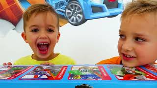 Niki play with Hot Wheels cars and playsets - Collection video with Toy cars
