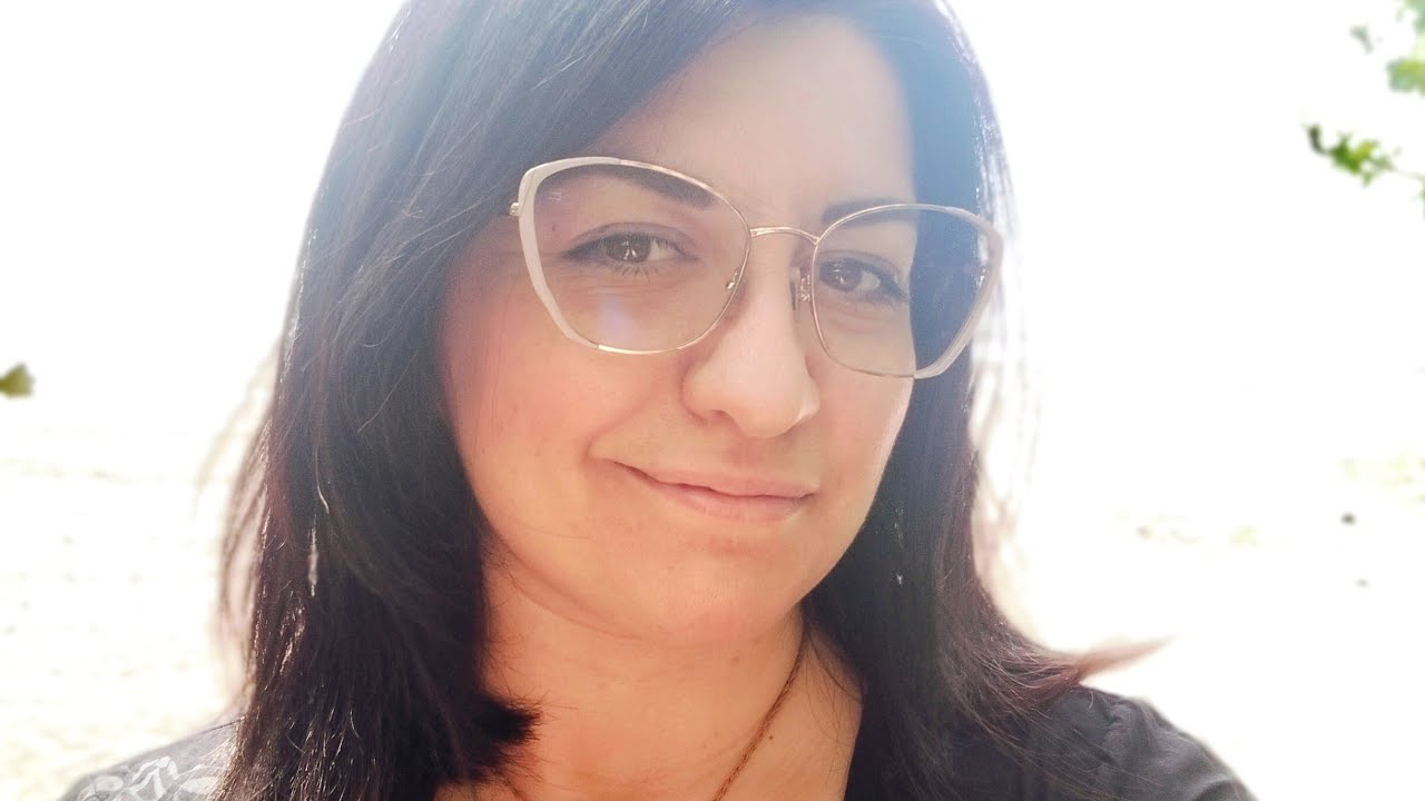 LA VERITÀ IN TASCA TRA MEDIANITÀ E MAGIA ....