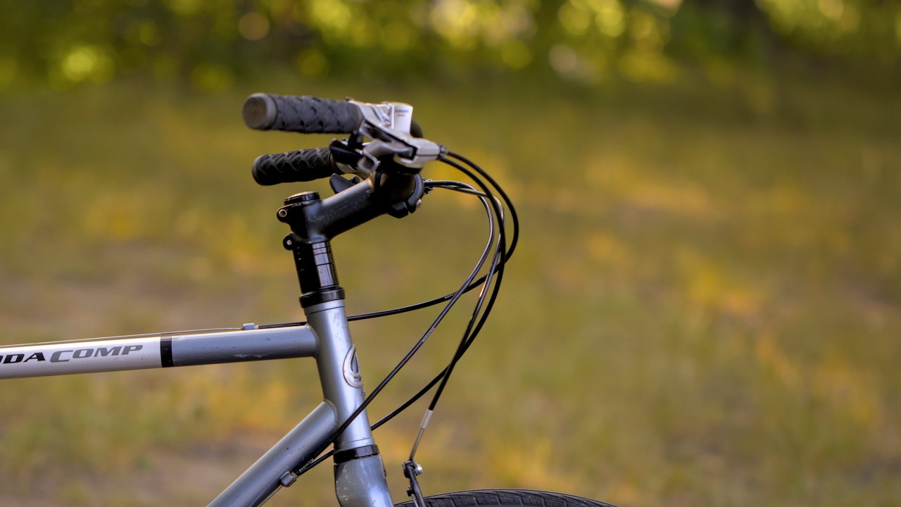 Neglected hybrid → upright all-rounder bike