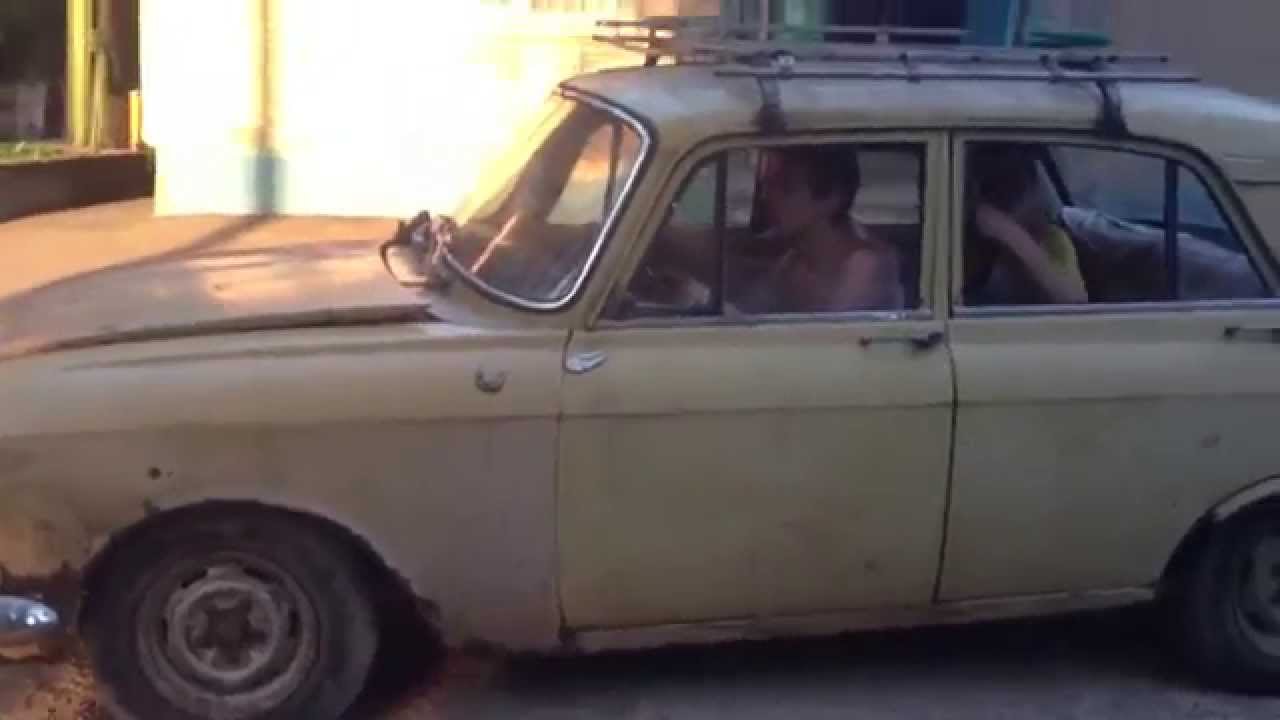Завелась машина как пишется
