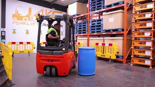 How to do a Figure of 8 in Reverse on a Counterbalance Forklift Truck | 4KS Forklift Training