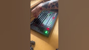 Well that was fun #tr8s #drummachine #roland #beatmaking #shorts