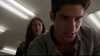 Scott fait une crise d'asthme Liam vient le sauver 5x6 Teen Wolf