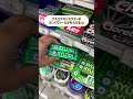セブン様ありがとうございます🫶🏻今またブーム再来中のナルミヤキャラクターズ。そのぷっくりシールがなんとガム3個買うと貰えちゃう！種類は4種類！各店先着20枚。全店ではないかも知れないので探し回ろう🫰🏻