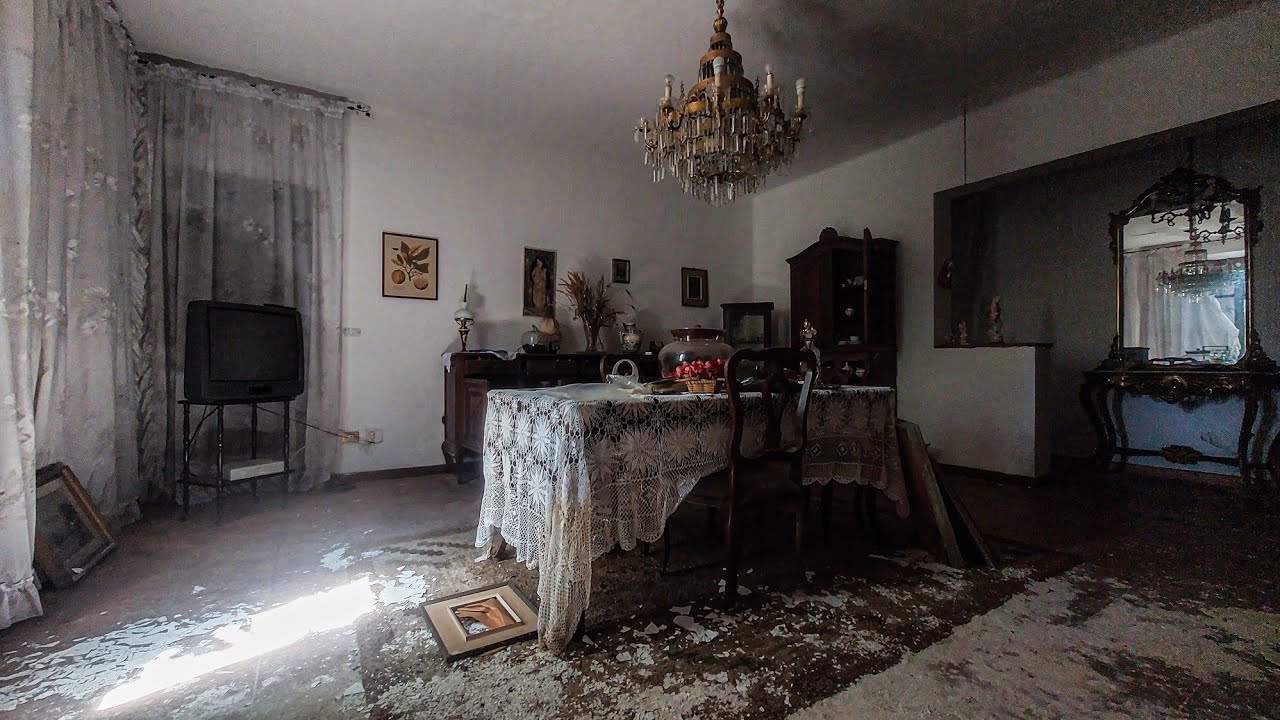 I TESORI DIMENTICATI DELLA VILLA ABBANDONATA MENO DI 10 ANNI FA