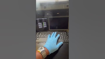 Airbus A350 touchscreen display #airbus #aircraft #a350 #cockpit #touchscreen #display #technology