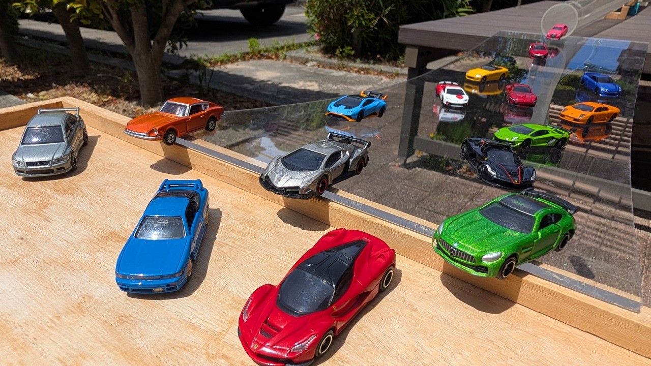 Tomica (miniature cars) World Cars ☆ Handmade Course Race. - YouTube