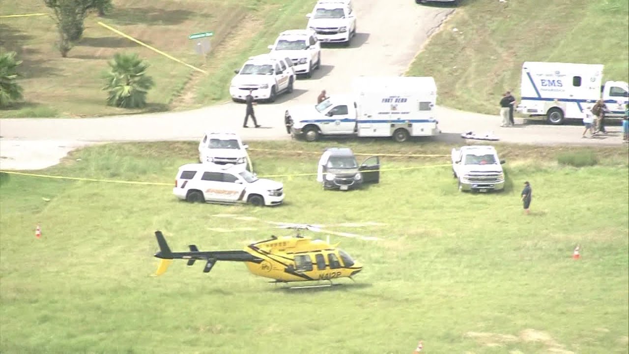 At least 2 killed, 1 hurt in shooting - YouTube