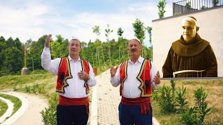 Download Lagu Vëllezërit Lleshi - At' Gjergj Fishta (Official Video 4K) MP3 Download Lagu Vëllezërit Lleshi - At' Gjergj Fishta (Official Video 4K) MP3