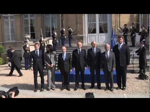 Passation de pouvoirs entre Alain Juppé et Laurent Fabius - 17 mai 2012 ministère de la santé