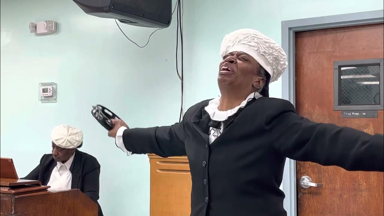 the-holy-temple-church-fri-night-can-you-feel-god-moving-youtube