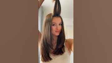 How I style my curtain bangs with a straighten in under a minute - Link in Top Comment 👉