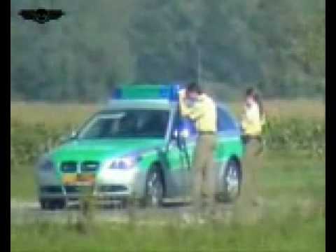 Turborider wird mit 300 kmh von der Polizei ' geblitzt '