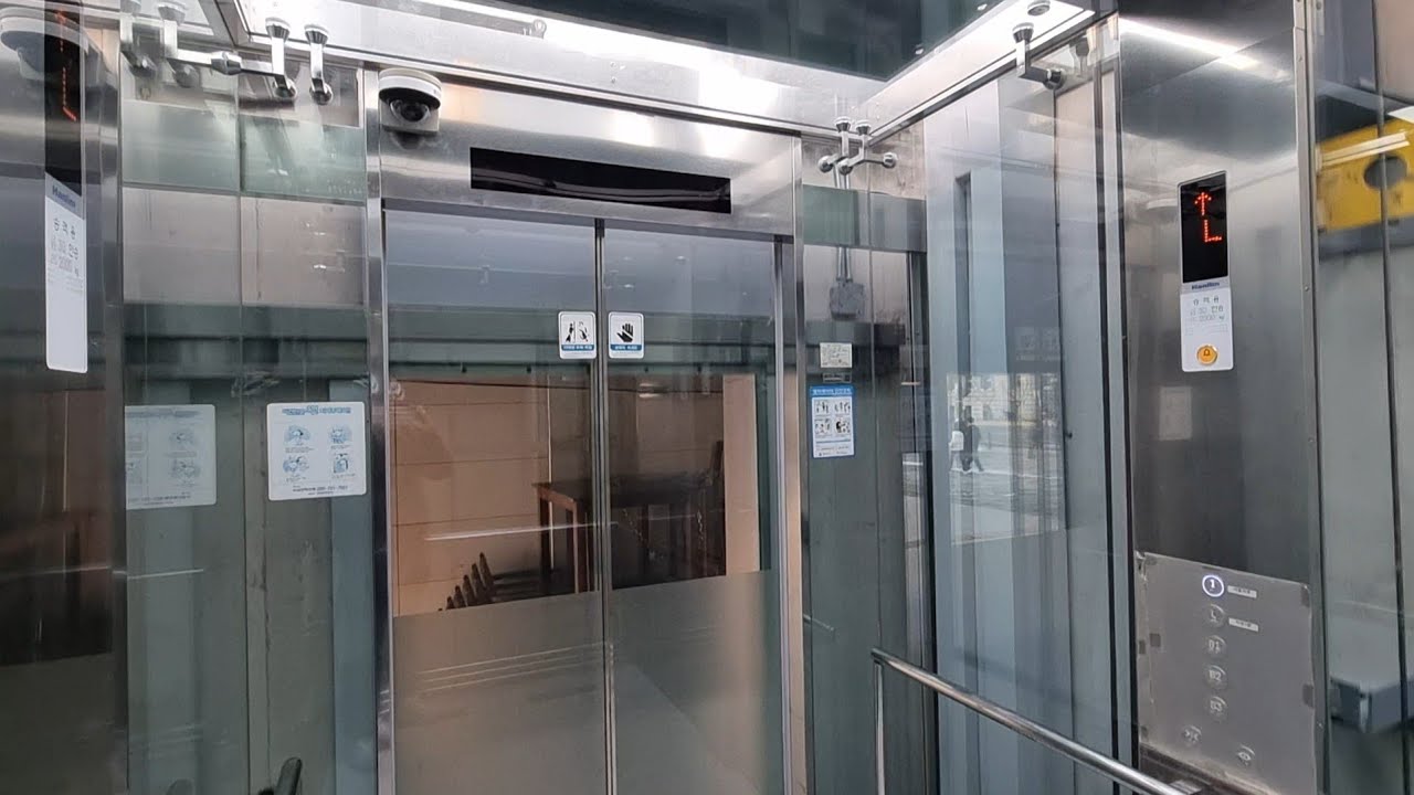 통유리 전망용! 서울특별시 중구 태평로1가 서울도시건축전시관 한림엘리베이터 탑사기