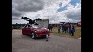 Day 827 Tesla Ruby Visits the Solar Farm at C4EE