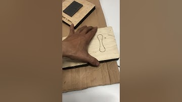 Máy dập khuôn bế cơ bản