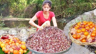 Wow! Chicken Stomach &amp; Eggs Cooking | Spicy Forest Campfire Lunch 🐔🥚🌶️🔥