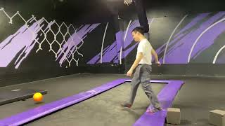 Vlog: Ray shooting some bballs at DEFY Tacoma
