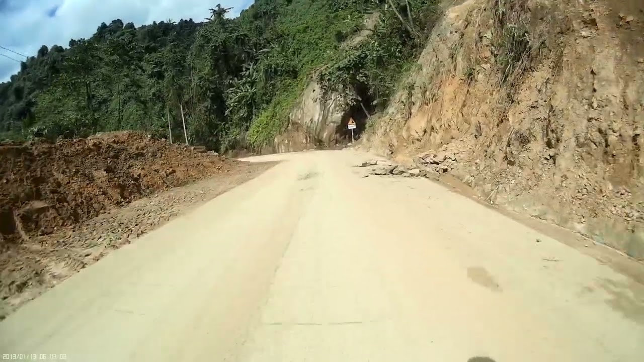 The big slide area between A Luoi and Prao, Vietnam  - January 4. 2026