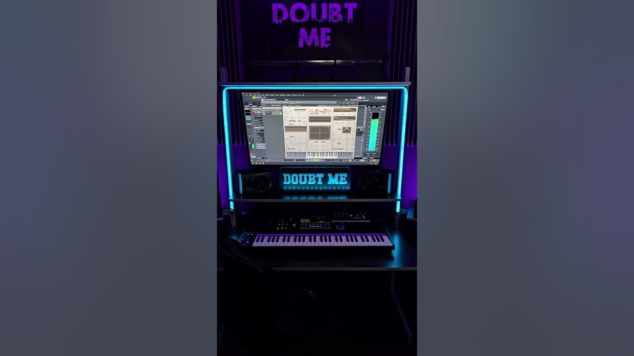 Making Beats Using EastWest Sounds Lo-Fi [ The Hyphenate ]