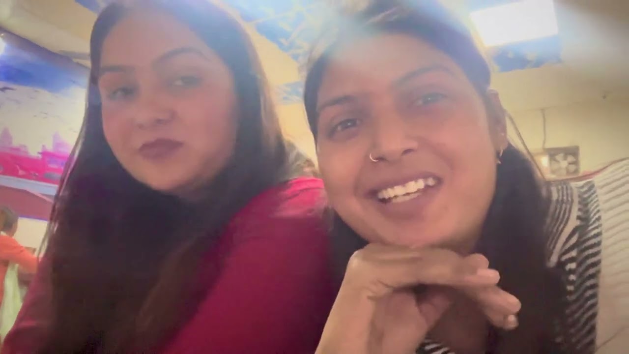 ￼ my first volg   Ma  meri dost gye Khatu shyam ❤️ like comment shre ❤️🙏🏻